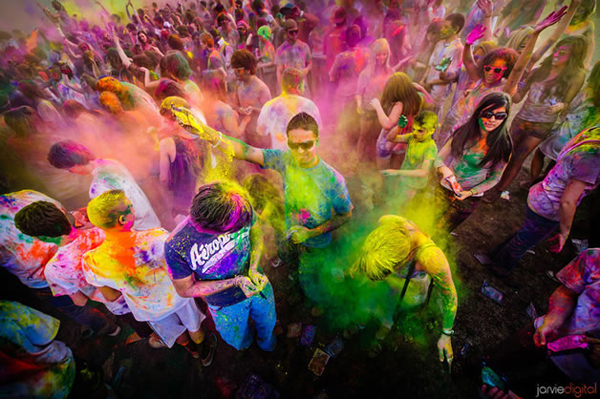 12-holi-festival-2012-ScottJarvie1.jpg