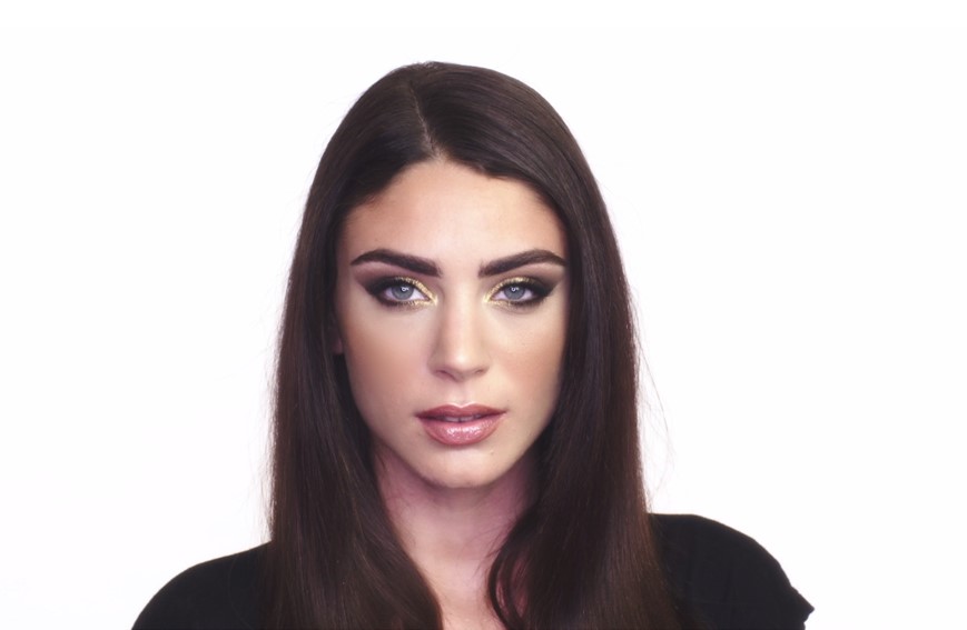 trucco occhi oro: come si realizza?