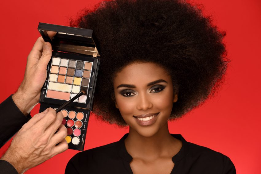 come si realizza un perfetto make up da sera? scoprilo in questo articolo! come si realizza un perfetto make up da sera? scoprilo in questo articolo!